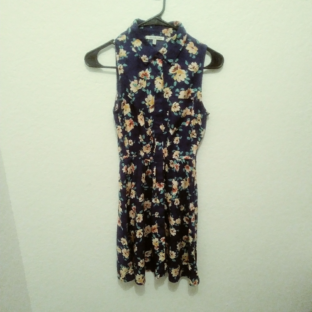 💣CLEARANCE FINAL PRICE!💣Charlotte Russe dress